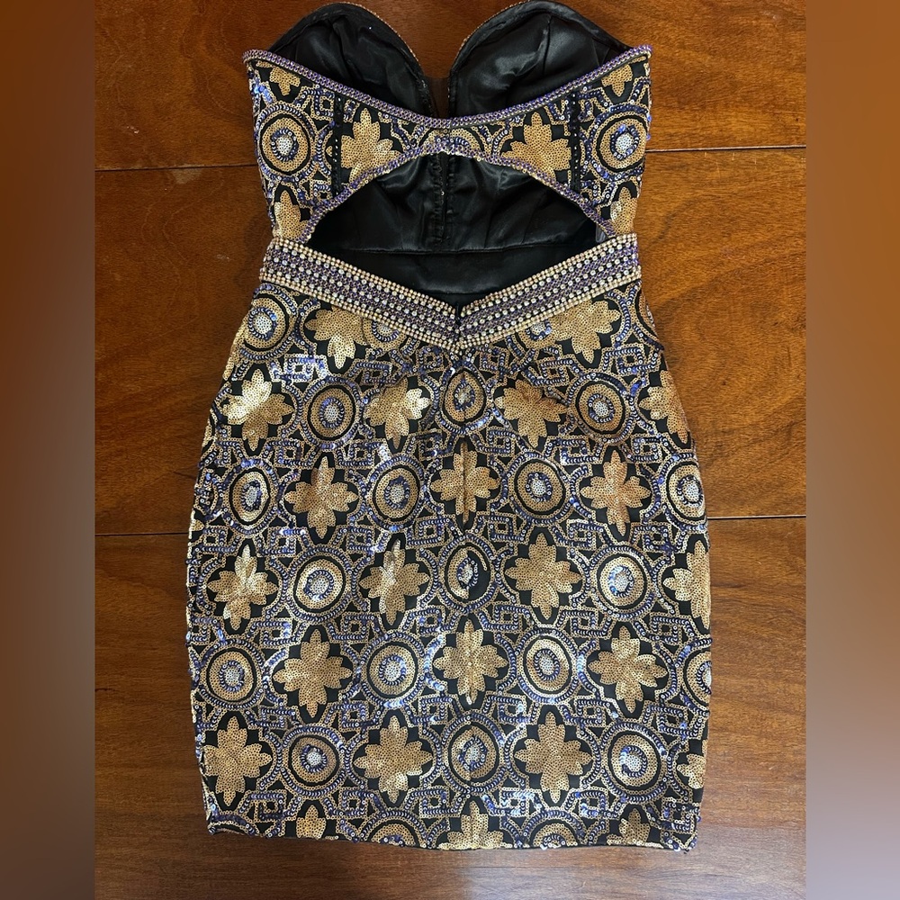 Ellie Wilde Gold & Black Sequin Cutout Strapless Prom Dress Size 2 Homecoming - Picture 8 of 16